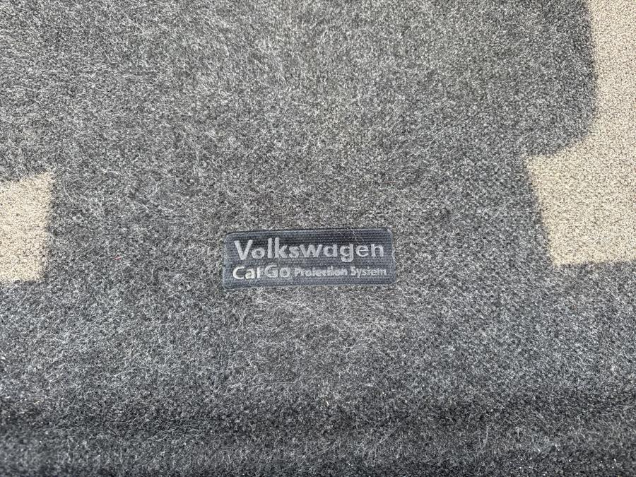 2013 Volkswagen Passat 4dr Sdn 2.5L Auto SE w/Sunroof PZEV, available for sale in Hartford, Connecticut | HPG Auto Sales LLC. Hartford, Connecticut 2013 Volkswagen Passat 4dr Sdn 2.5L Auto SE w/Sunroof PZEV, available for sale in Hartford, Connecticut | HPG Auto Sales LLC. Hartford, Connecticut