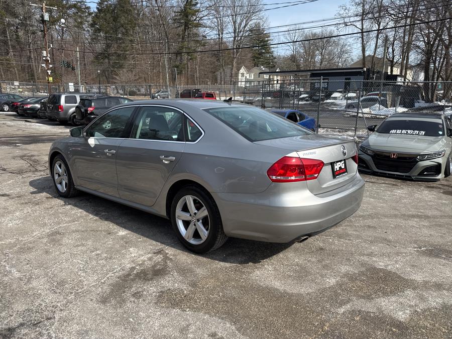 2013 Volkswagen Passat 4dr Sdn 2.5L Auto SE w/Sunroof PZEV, available for sale in Hartford, Connecticut | HPG Auto Sales LLC. Hartford, Connecticut 2013 Volkswagen Passat 4dr Sdn 2.5L Auto SE w/Sunroof PZEV, available for sale in Hartford, Connecticut | HPG Auto Sales LLC. Hartford, Connecticut