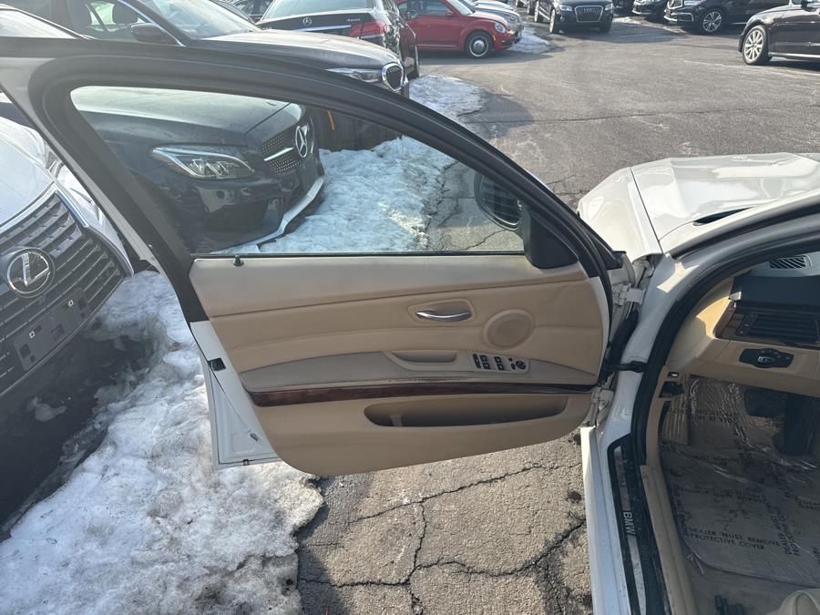 2012 BMW 3 Series 4dr Sports Wgn 328i xDrive AWD, available for sale in Waterbury, Connecticut | Jim Juliani Motors. Waterbury, Connecticut 2012 BMW 3 Series 4dr Sports Wgn 328i xDrive AWD, available for sale in Waterbury, Connecticut | Jim Juliani Motors. Waterbury, Connecticut