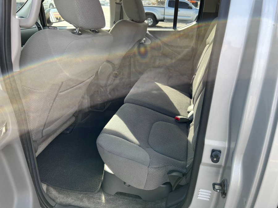 2013 Nissan Frontier 4WD Crew Cab SWB Auto SV, available for sale in Hartford , Connecticut | Ledyard Auto Sale LLC. Hartford , Connecticut 2013 Nissan Frontier 4WD Crew Cab SWB Auto SV, available for sale in Hartford , Connecticut | Ledyard Auto Sale LLC. Hartford , Connecticut
