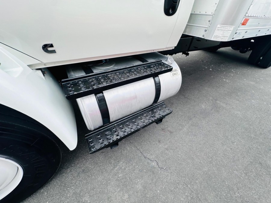 2020 International MV 607 26FT DRY BOX + CUMMINS ENGINE + LIFT GATE + NO CDL, available for sale in South Amboy, New Jersey | NJ Truck Spot. South Amboy, New Jersey 2020 International MV 607 26FT DRY BOX + CUMMINS ENGINE + LIFT GATE + NO CDL, available for sale in South Amboy, New Jersey | NJ Truck Spot. South Amboy, New Jersey