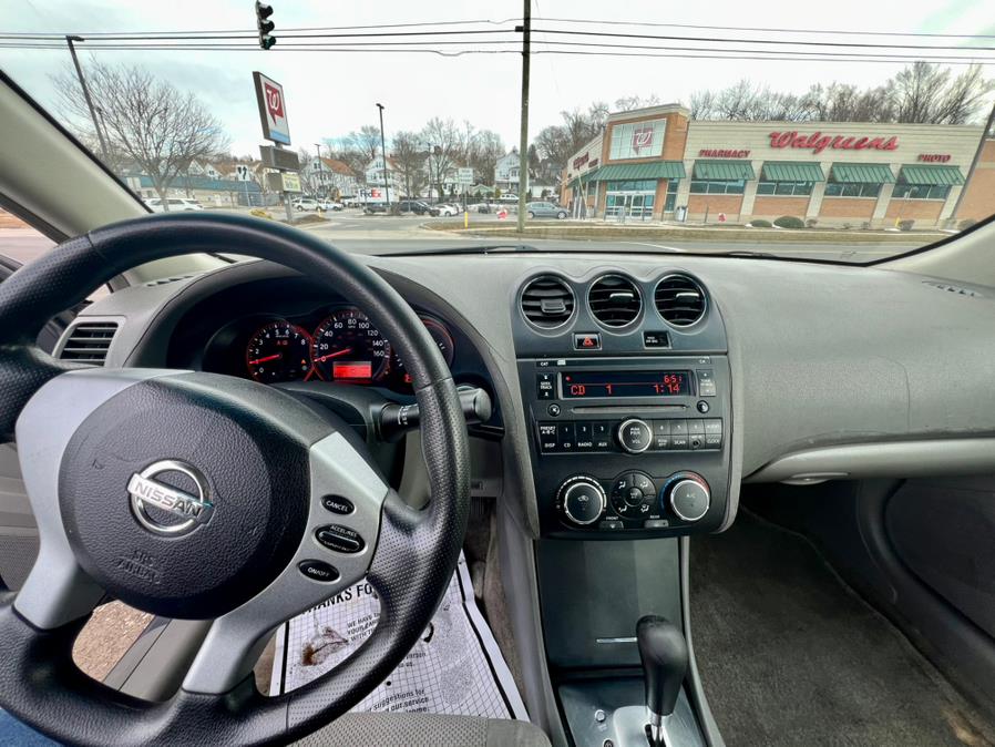 2008 Nissan Altima 4dr Sdn I4 CVT 2.5 S ULEV, available for sale in Wallingford, Connecticut | Wallingford Auto Center LLC. Wallingford, Connecticut 2008 Nissan Altima 4dr Sdn I4 CVT 2.5 S ULEV, available for sale in Wallingford, Connecticut | Wallingford Auto Center LLC. Wallingford, Connecticut