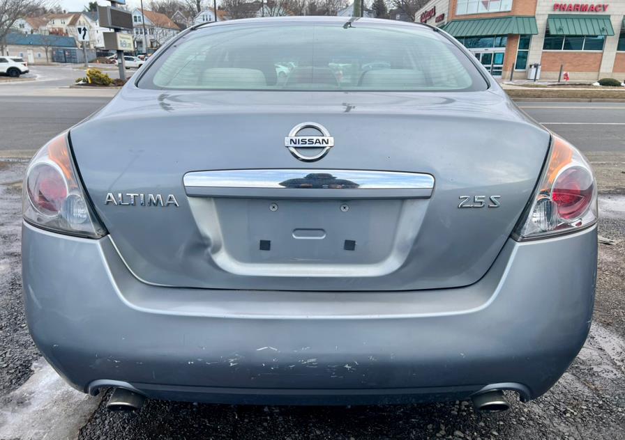 2008 Nissan Altima 4dr Sdn I4 CVT 2.5 S ULEV, available for sale in Wallingford, Connecticut | Wallingford Auto Center LLC. Wallingford, Connecticut 2008 Nissan Altima 4dr Sdn I4 CVT 2.5 S ULEV, available for sale in Wallingford, Connecticut | Wallingford Auto Center LLC. Wallingford, Connecticut