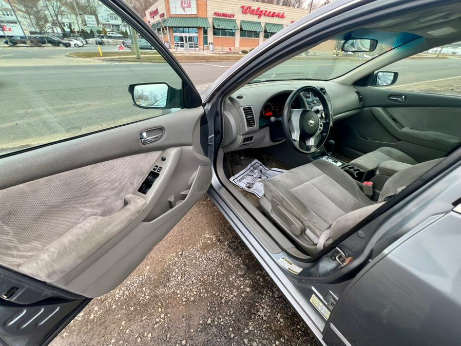 2008 Nissan Altima 4dr Sdn I4 CVT 2.5 S ULEV, available for sale in Wallingford, Connecticut | Wallingford Auto Center LLC. Wallingford, Connecticut 2008 Nissan Altima 4dr Sdn I4 CVT 2.5 S ULEV, available for sale in Wallingford, Connecticut | Wallingford Auto Center LLC. Wallingford, Connecticut