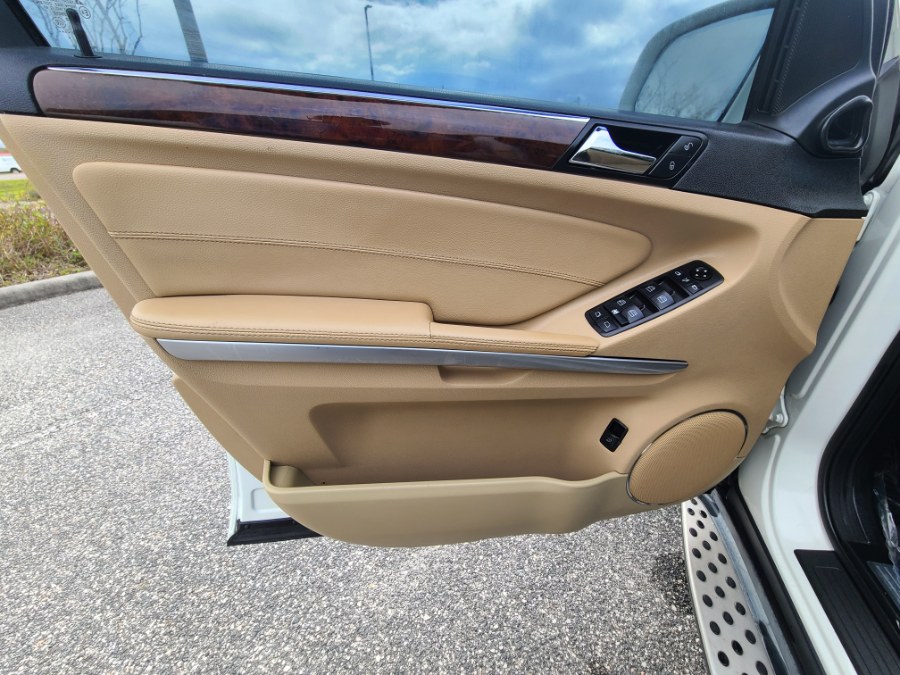 2010 Mercedes-Benz GL-Class 4MATIC 4dr GL450, available for sale in Orlando, Florida | CarX Club Corporation. Orlando, Florida 2010 Mercedes-Benz GL-Class 4MATIC 4dr GL450, available for sale in Orlando, Florida | CarX Club Corporation. Orlando, Florida