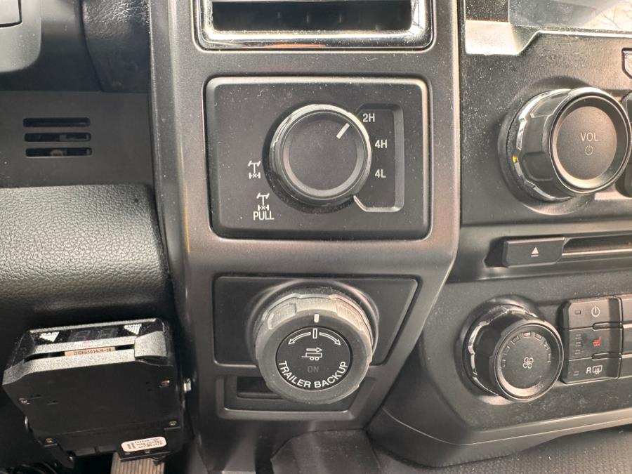 2016 Ford F-150 4WD SuperCrew 145" XLT CLEAN CARFAX!!, available for sale in Rosedale, New York | Sunrise Auto Sales. Rosedale, New York 2016 Ford F-150 4WD SuperCrew 145" XLT CLEAN CARFAX!!, available for sale in Rosedale, New York | Sunrise Auto Sales. Rosedale, New York