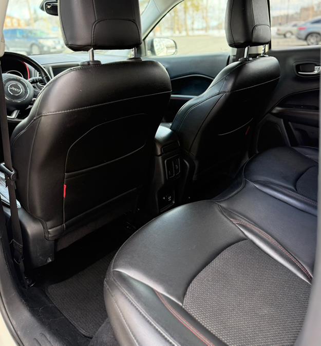 2019 Jeep Compass Trailhawk 4x4, available for sale in Lowell, Massachusetts | Revolution Motors . Lowell, Massachusetts 2019 Jeep Compass Trailhawk 4x4, available for sale in Lowell, Massachusetts | Revolution Motors . Lowell, Massachusetts