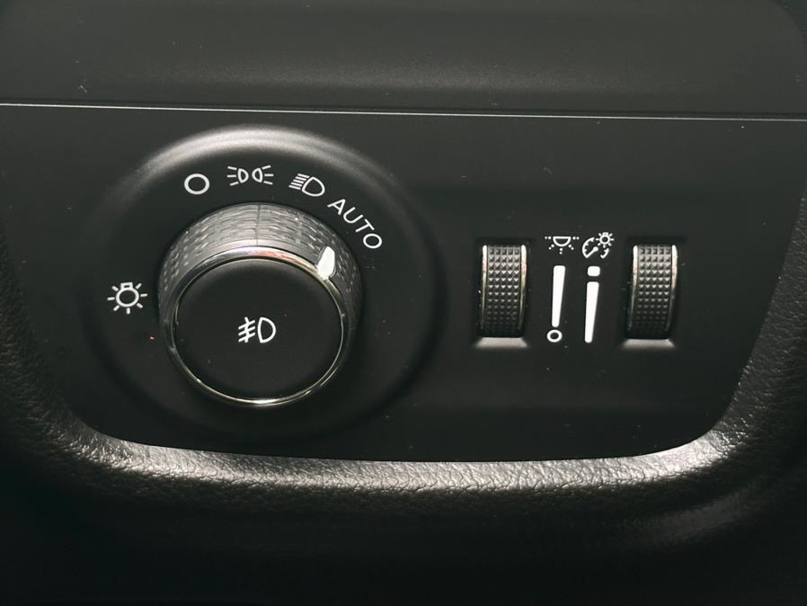 2021 Jeep Grand Cherokee L Limited 4x4, available for sale in Hillside, New Jersey | Champion Auto Hillside. Hillside, New Jersey 2021 Jeep Grand Cherokee L Limited 4x4, available for sale in Hillside, New Jersey | Champion Auto Hillside. Hillside, New Jersey