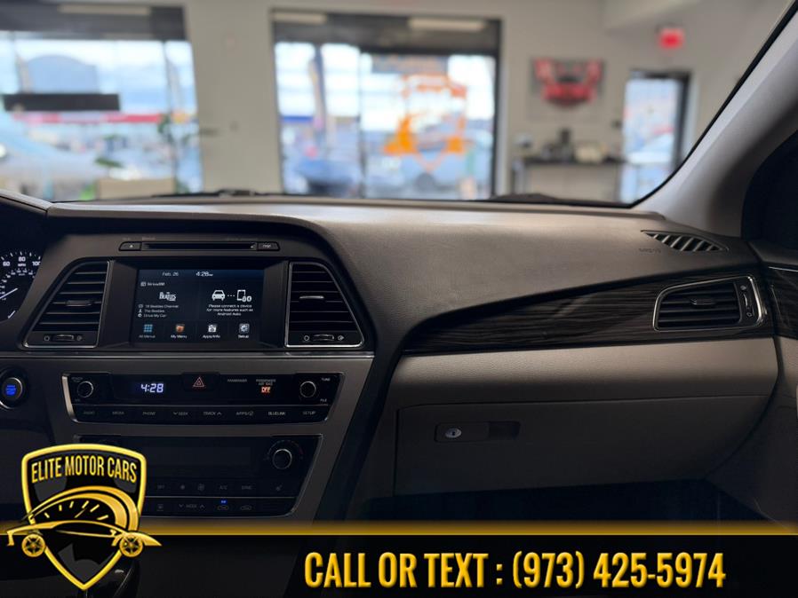 2016 Hyundai Sonata 4dr Sdn 2.4L Limited, available for sale in Newark, New Jersey | Elite Motor Cars. Newark, New Jersey 2016 Hyundai Sonata 4dr Sdn 2.4L Limited, available for sale in Newark, New Jersey | Elite Motor Cars. Newark, New Jersey