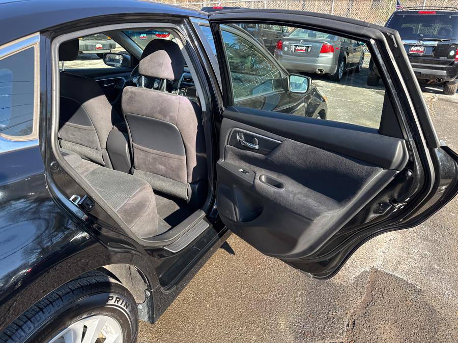 2014 Nissan Altima 4dr Sdn I4 2.5 S, available for sale in Hartford, Connecticut | HPG Auto Sales LLC. Hartford, Connecticut 2014 Nissan Altima 4dr Sdn I4 2.5 S, available for sale in Hartford, Connecticut | HPG Auto Sales LLC. Hartford, Connecticut