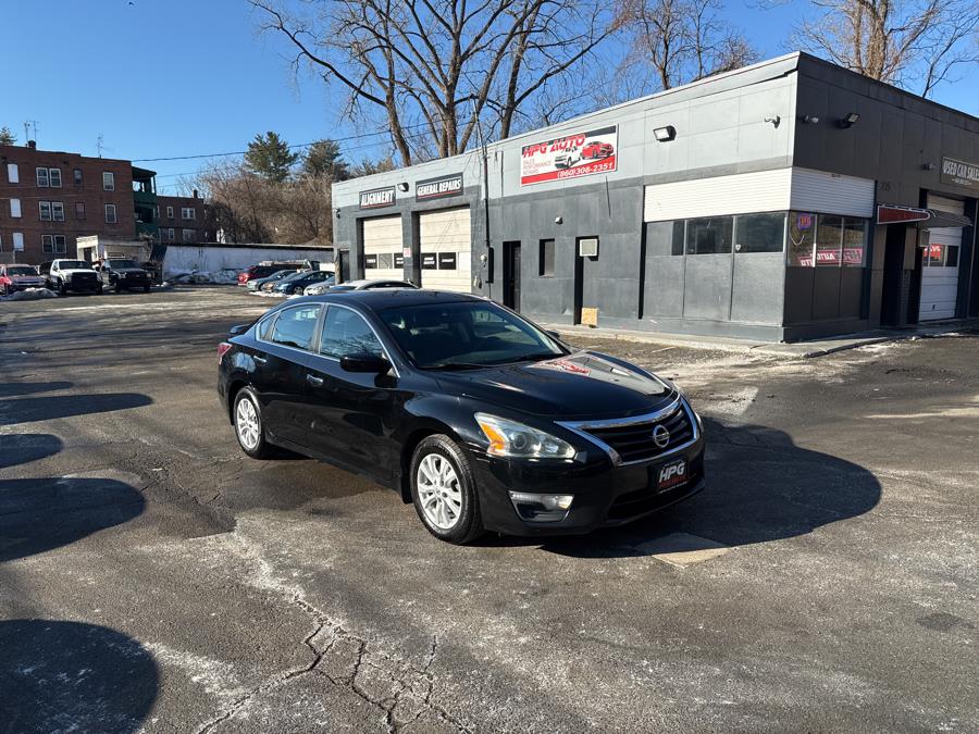 2014 Nissan Altima 4dr Sdn I4 2.5 S, available for sale in Hartford, Connecticut | HPG Auto Sales LLC. Hartford, Connecticut 2014 Nissan Altima 4dr Sdn I4 2.5 S, available for sale in Hartford, Connecticut | HPG Auto Sales LLC. Hartford, Connecticut