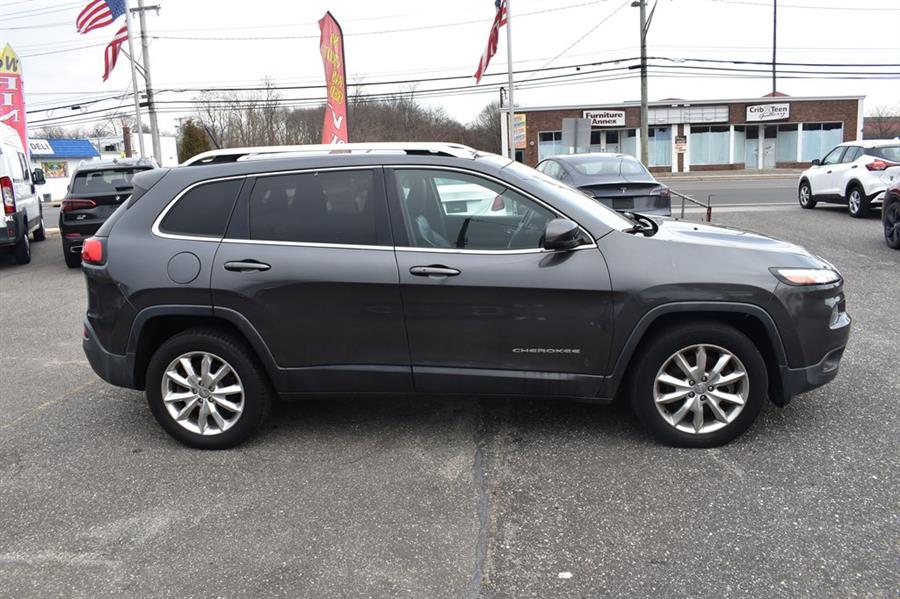 2015 Jeep Cherokee LIMITED, available for sale in Patchogue, New York | 112 Auto Plaza. Patchogue, New York 2015 Jeep Cherokee LIMITED, available for sale in Patchogue, New York | 112 Auto Plaza. Patchogue, New York
