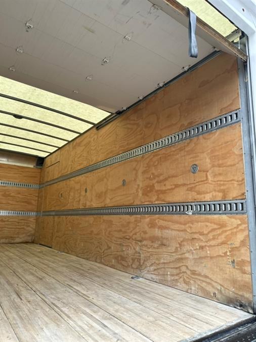 2022 ISUZU NRR 20FT MORGAN DRY VAN BODY W SIDE DOOR, available for sale in Paterson, New Jersey | Speedway Motors LLC. Paterson, New Jersey 2022 ISUZU NRR 20FT MORGAN DRY VAN BODY W SIDE DOOR, available for sale in Paterson, New Jersey | Speedway Motors LLC. Paterson, New Jersey