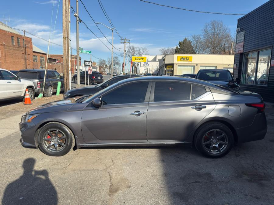 2019 Nissan Altima 2.5 S Sedan, available for sale in Freeport, New York | Prestige Motor Cars. Freeport, New York 2019 Nissan Altima 2.5 S Sedan, available for sale in Freeport, New York | Prestige Motor Cars. Freeport, New York