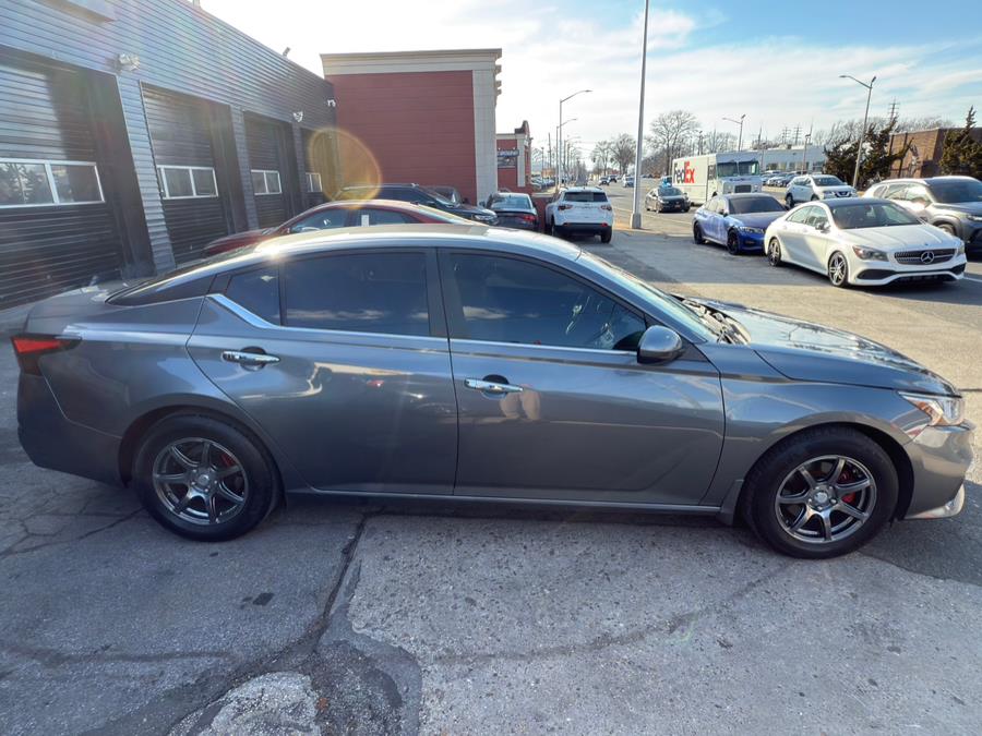2019 Nissan Altima 2.5 S Sedan, available for sale in Freeport, New York | Prestige Motor Cars. Freeport, New York 2019 Nissan Altima 2.5 S Sedan, available for sale in Freeport, New York | Prestige Motor Cars. Freeport, New York