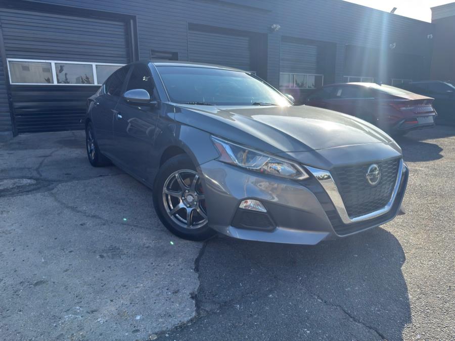 2019 Nissan Altima 2.5 S Sedan, available for sale in Freeport, New York | Prestige Motor Cars. Freeport, New York 2019 Nissan Altima 2.5 S Sedan, available for sale in Freeport, New York | Prestige Motor Cars. Freeport, New York