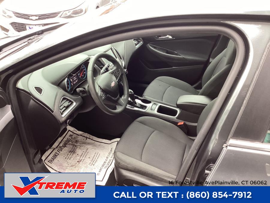 2017 Chevrolet Cruze 4dr HB 1.4L LT w/1SD, available for sale in Plainville, Connecticut | Xtreme Auto. Plainville, Connecticut 2017 Chevrolet Cruze 4dr HB 1.4L LT w/1SD, available for sale in Plainville, Connecticut | Xtreme Auto. Plainville, Connecticut
