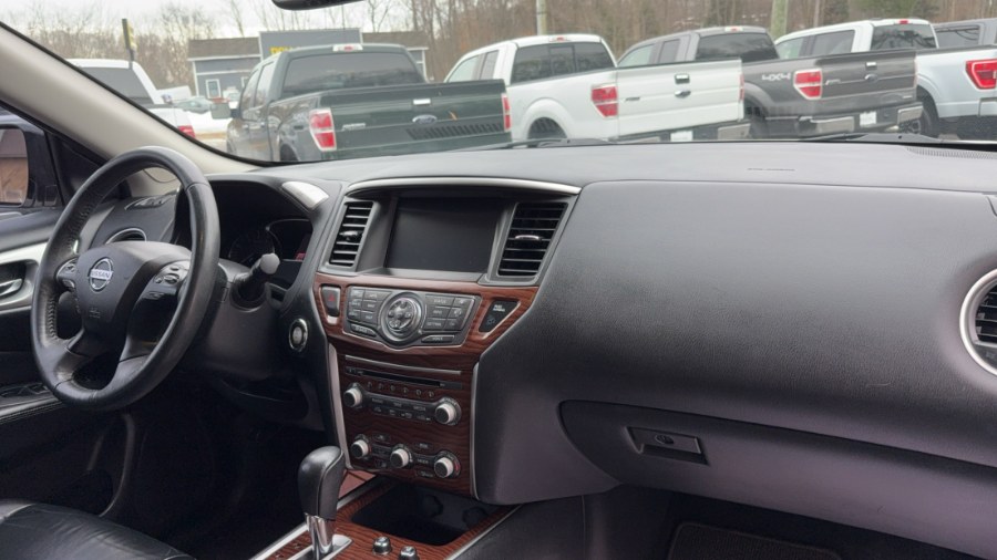 2017 Nissan Pathfinder AWD Platinum, available for sale in Waterbury, Connecticut | West End Automotive Center. Waterbury, Connecticut 2017 Nissan Pathfinder AWD Platinum, available for sale in Waterbury, Connecticut | West End Automotive Center. Waterbury, Connecticut
