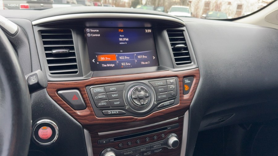 2017 Nissan Pathfinder AWD Platinum, available for sale in Waterbury, Connecticut | West End Automotive Center. Waterbury, Connecticut 2017 Nissan Pathfinder AWD Platinum, available for sale in Waterbury, Connecticut | West End Automotive Center. Waterbury, Connecticut