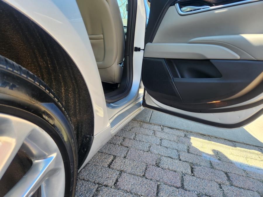 2013 Cadillac XTS 4dr Sdn Luxury FWD, available for sale in West Babylon, New York | SGM Auto Sales. West Babylon, New York 2013 Cadillac XTS 4dr Sdn Luxury FWD, available for sale in West Babylon, New York | SGM Auto Sales. West Babylon, New York
