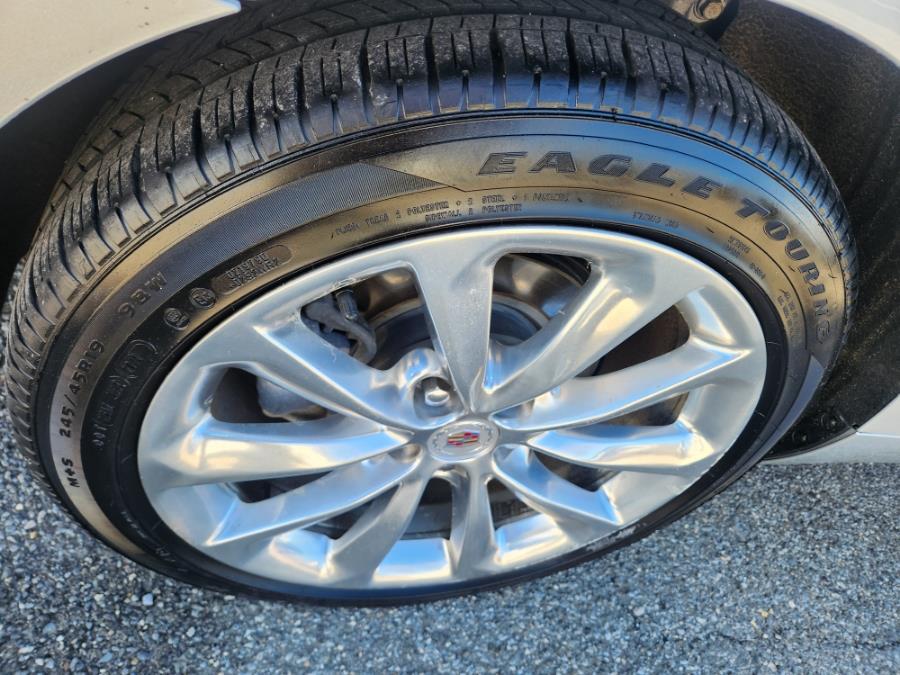 2013 Cadillac XTS 4dr Sdn Luxury FWD, available for sale in West Babylon, New York | SGM Auto Sales. West Babylon, New York 2013 Cadillac XTS 4dr Sdn Luxury FWD, available for sale in West Babylon, New York | SGM Auto Sales. West Babylon, New York