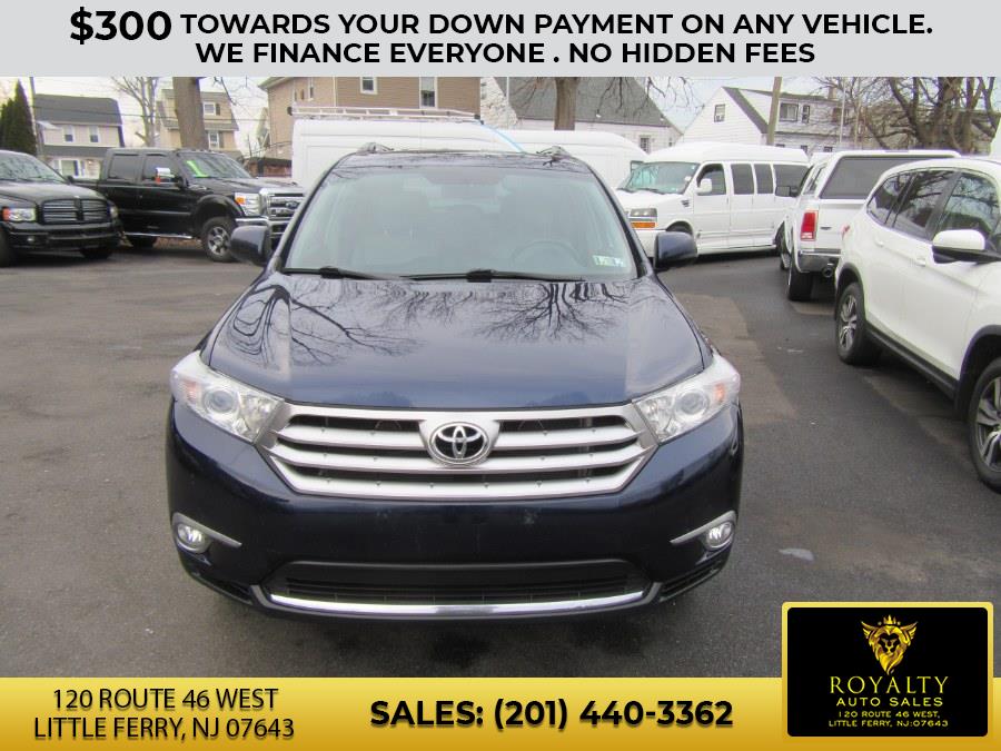 2013 Toyota Highlander 4WD 4dr V6 Limited (Natl), available for sale in Little Ferry, New Jersey | Royalty Auto Sales. Little Ferry, New Jersey 2013 Toyota Highlander 4WD 4dr V6 Limited (Natl), available for sale in Little Ferry, New Jersey | Royalty Auto Sales. Little Ferry, New Jersey