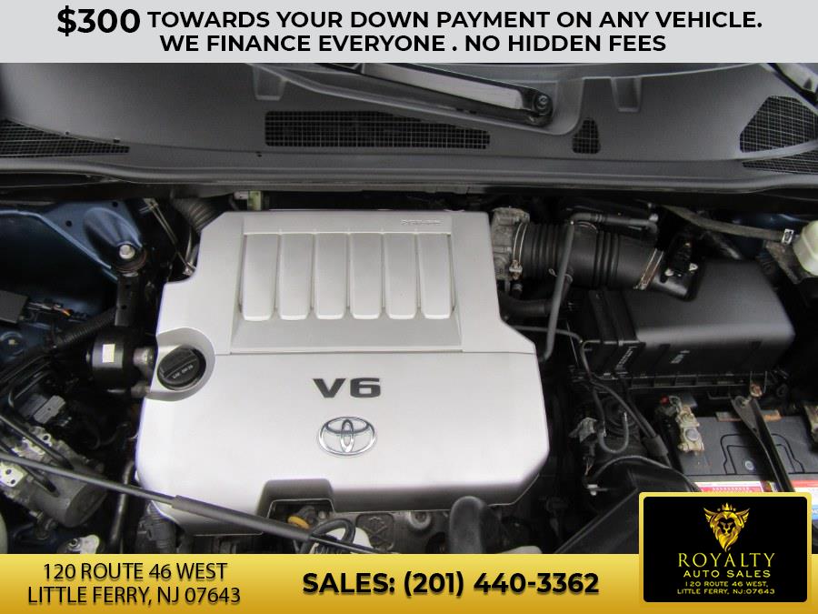 2013 Toyota Highlander 4WD 4dr V6 Limited (Natl), available for sale in Little Ferry, New Jersey | Royalty Auto Sales. Little Ferry, New Jersey 2013 Toyota Highlander 4WD 4dr V6 Limited (Natl), available for sale in Little Ferry, New Jersey | Royalty Auto Sales. Little Ferry, New Jersey