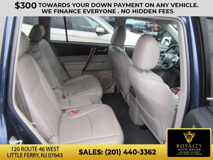2013 Toyota Highlander 4WD 4dr V6 Limited (Natl), available for sale in Little Ferry, New Jersey | Royalty Auto Sales. Little Ferry, New Jersey 2013 Toyota Highlander 4WD 4dr V6 Limited (Natl), available for sale in Little Ferry, New Jersey | Royalty Auto Sales. Little Ferry, New Jersey