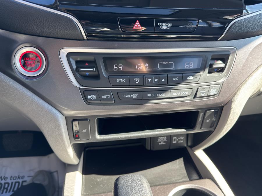 2020 Honda Pilot EXL, available for sale in NEW BRITAIN, Connecticut | Prestige Auto Superstore. NEW BRITAIN, Connecticut 2020 Honda Pilot EXL, available for sale in NEW BRITAIN, Connecticut | Prestige Auto Superstore. NEW BRITAIN, Connecticut