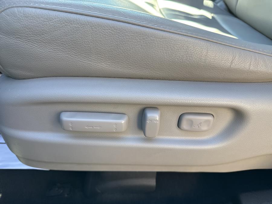 2020 Honda Pilot EXL, available for sale in NEW BRITAIN, Connecticut | Prestige Auto Superstore. NEW BRITAIN, Connecticut 2020 Honda Pilot EXL, available for sale in NEW BRITAIN, Connecticut | Prestige Auto Superstore. NEW BRITAIN, Connecticut