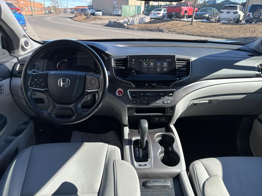 2020 Honda Pilot EXL, available for sale in NEW BRITAIN, Connecticut | Prestige Auto Superstore. NEW BRITAIN, Connecticut 2020 Honda Pilot EXL, available for sale in NEW BRITAIN, Connecticut | Prestige Auto Superstore. NEW BRITAIN, Connecticut