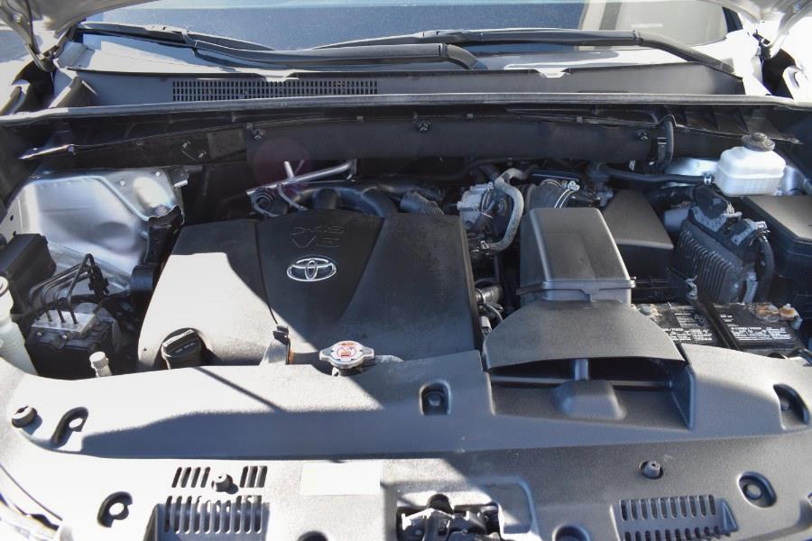 2019 Toyota Highlander LE V6 AWD (Natl), available for sale in Little Ferry , New Jersey | Milan Motors. Little Ferry , New Jersey 2019 Toyota Highlander LE V6 AWD (Natl), available for sale in Little Ferry , New Jersey | Milan Motors. Little Ferry , New Jersey