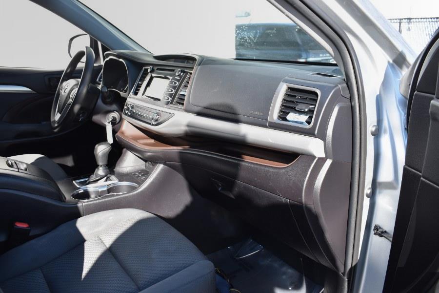 2019 Toyota Highlander LE V6 AWD (Natl), available for sale in Little Ferry , New Jersey | Milan Motors. Little Ferry , New Jersey 2019 Toyota Highlander LE V6 AWD (Natl), available for sale in Little Ferry , New Jersey | Milan Motors. Little Ferry , New Jersey