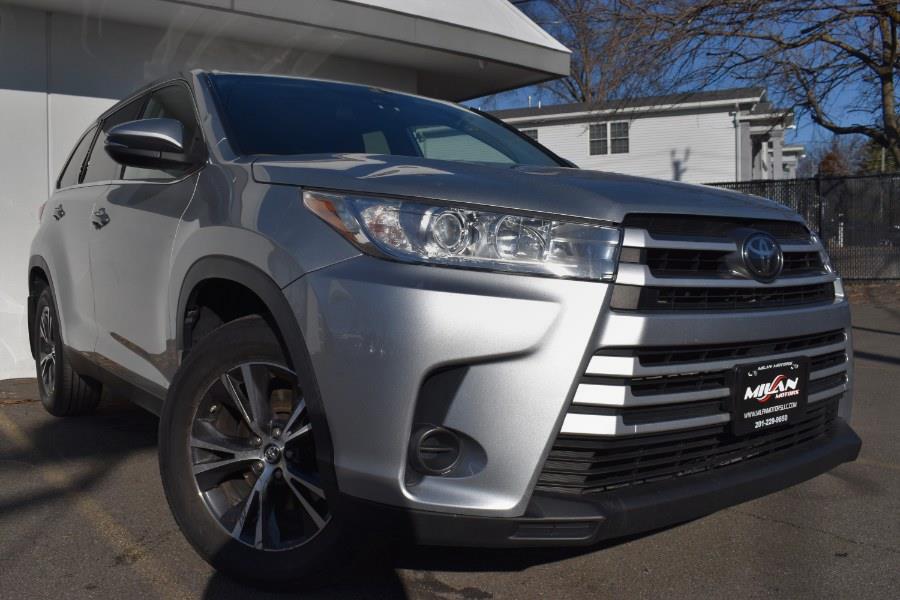 Used 2019 Toyota Highlander in Little Ferry , New Jersey | Milan Motors. Little Ferry , New Jersey