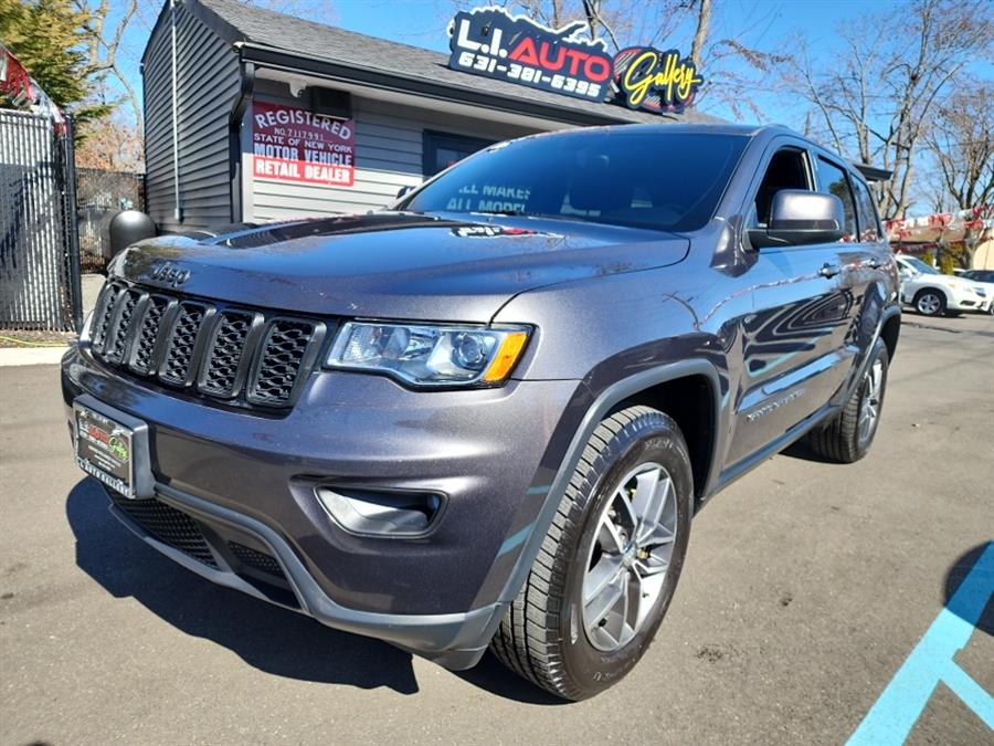 Used 2017 Jeep Grand Cherokee in Islip, New York | L.I. Auto Gallery. Islip, New York