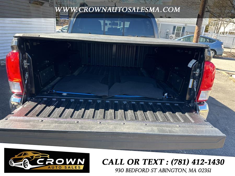 2017 Toyota Tacoma SR5 Double Cab 5'' Bed V6 4x4 AT (Natl), available for sale in Abington, Massachusetts | Crown Auto Sales. Abington, Massachusetts 2017 Toyota Tacoma SR5 Double Cab 5'' Bed V6 4x4 AT (Natl), available for sale in Abington, Massachusetts | Crown Auto Sales. Abington, Massachusetts