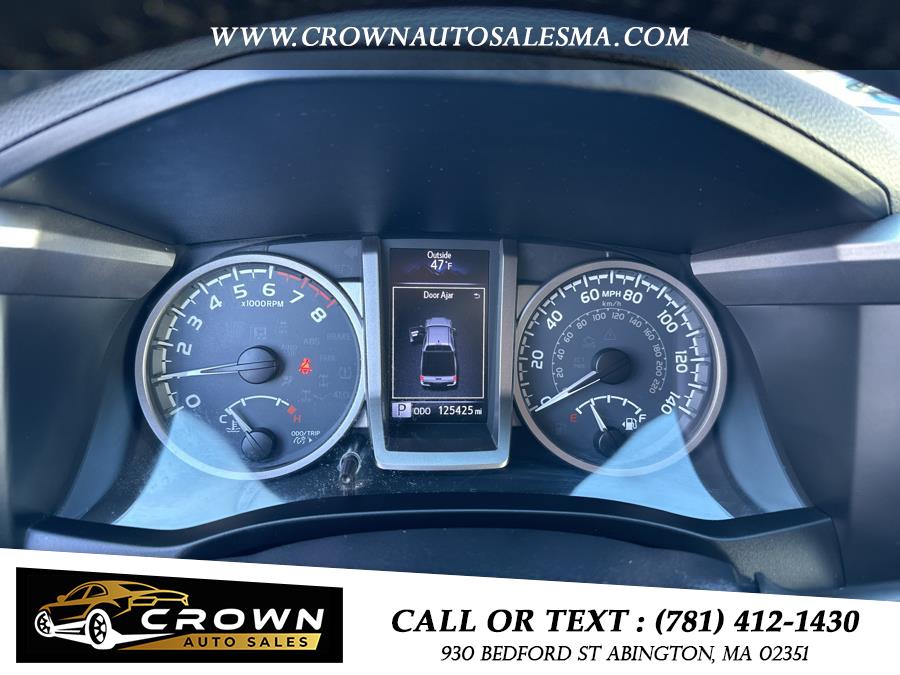 2017 Toyota Tacoma SR5 Double Cab 5'' Bed V6 4x4 AT (Natl), available for sale in Abington, Massachusetts | Crown Auto Sales. Abington, Massachusetts 2017 Toyota Tacoma SR5 Double Cab 5'' Bed V6 4x4 AT (Natl), available for sale in Abington, Massachusetts | Crown Auto Sales. Abington, Massachusetts