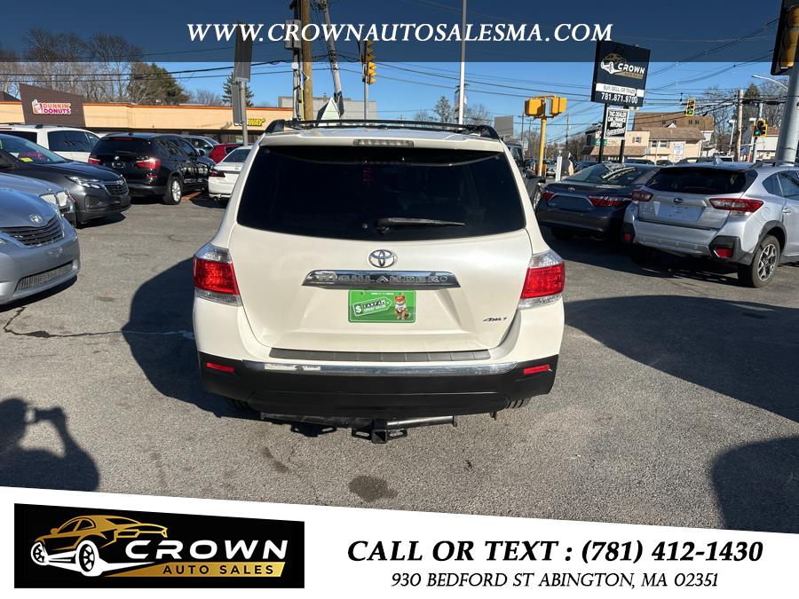 2013 Toyota Highlander 4WD 4dr V6 Limited (Natl), available for sale in Abington, Massachusetts | Crown Auto Sales. Abington, Massachusetts 2013 Toyota Highlander 4WD 4dr V6 Limited (Natl), available for sale in Abington, Massachusetts | Crown Auto Sales. Abington, Massachusetts