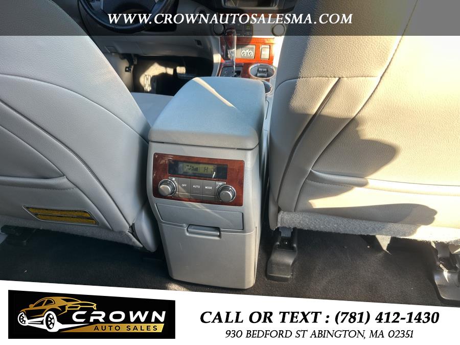2013 Toyota Highlander 4WD 4dr V6 Limited (Natl), available for sale in Abington, Massachusetts | Crown Auto Sales. Abington, Massachusetts 2013 Toyota Highlander 4WD 4dr V6 Limited (Natl), available for sale in Abington, Massachusetts | Crown Auto Sales. Abington, Massachusetts