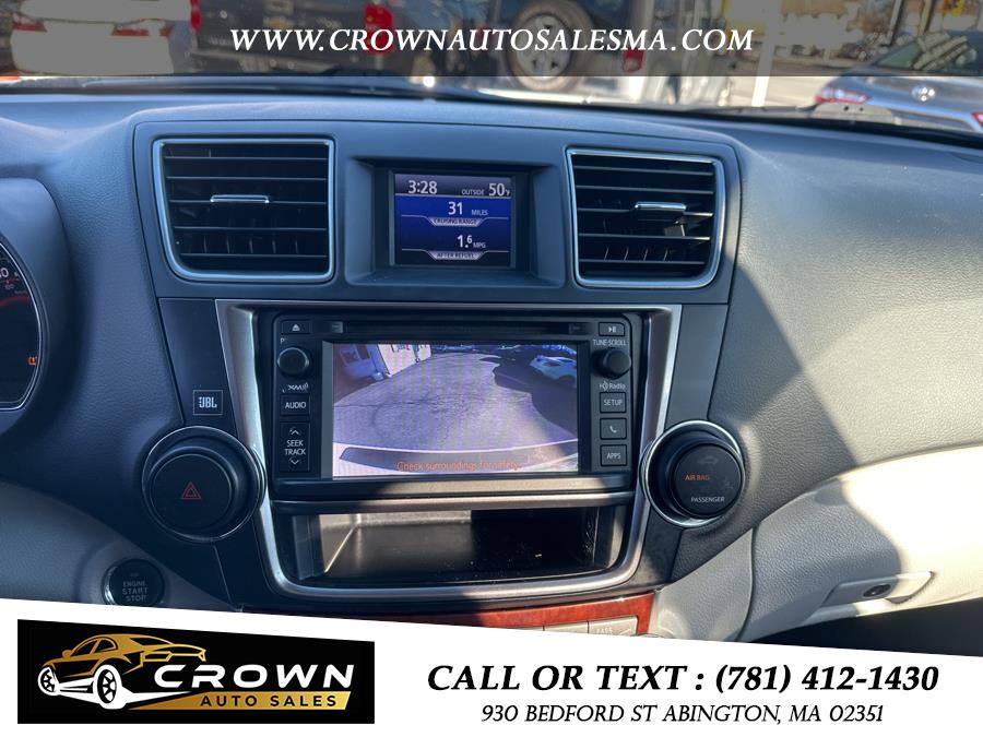 2013 Toyota Highlander 4WD 4dr V6 Limited (Natl), available for sale in Abington, Massachusetts | Crown Auto Sales. Abington, Massachusetts 2013 Toyota Highlander 4WD 4dr V6 Limited (Natl), available for sale in Abington, Massachusetts | Crown Auto Sales. Abington, Massachusetts