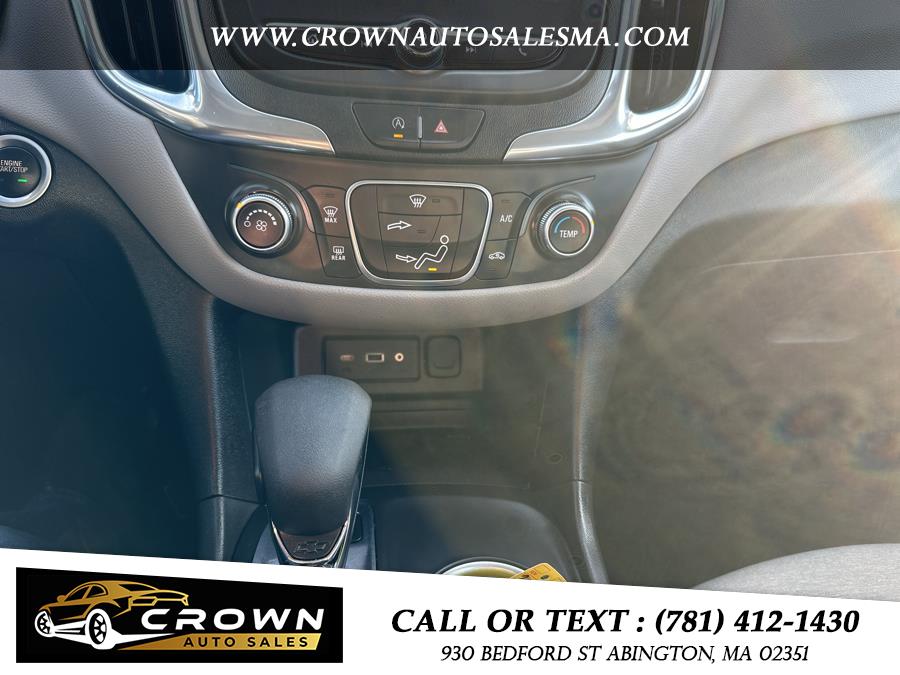 2022 Chevrolet Equinox AWD 4dr LS w/1FL, available for sale in Abington, Massachusetts | Crown Auto Sales. Abington, Massachusetts 2022 Chevrolet Equinox AWD 4dr LS w/1FL, available for sale in Abington, Massachusetts | Crown Auto Sales. Abington, Massachusetts