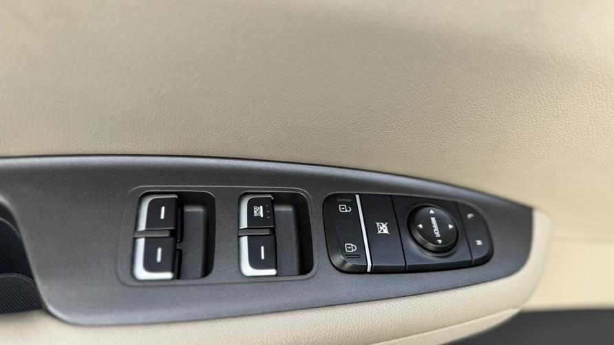 2018 Kia Optima LX Auto, available for sale in Tustin, California | Carox LLC. Tustin, California 2018 Kia Optima LX Auto, available for sale in Tustin, California | Carox LLC. Tustin, California