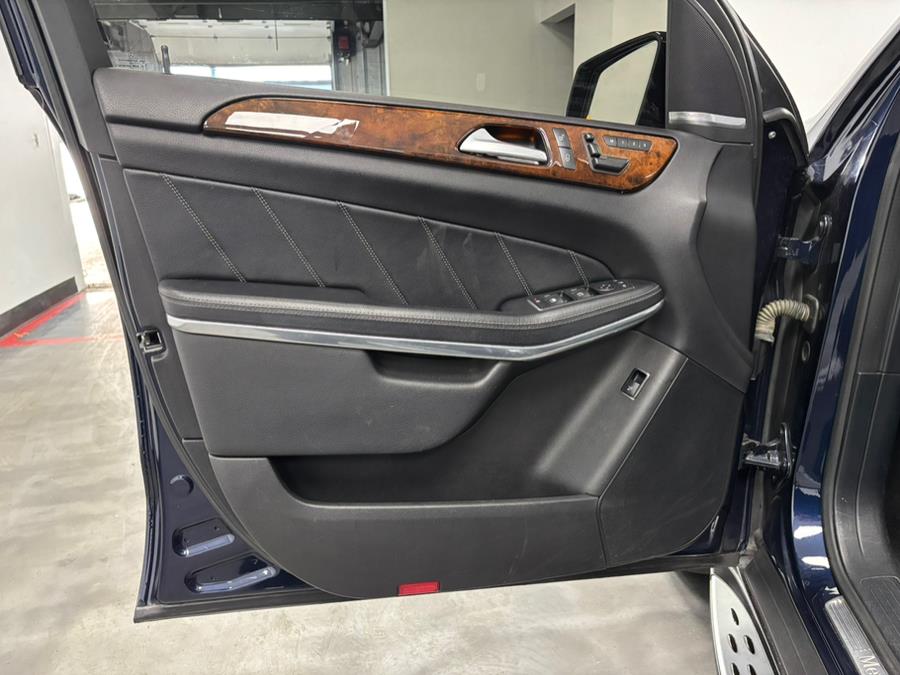 2014 Mercedes-Benz GL-Class 4MATIC 4dr GL 450, available for sale in Elizabeth, New Jersey | Dream Auto Group. Elizabeth, New Jersey 2014 Mercedes-Benz GL-Class 4MATIC 4dr GL 450, available for sale in Elizabeth, New Jersey | Dream Auto Group. Elizabeth, New Jersey