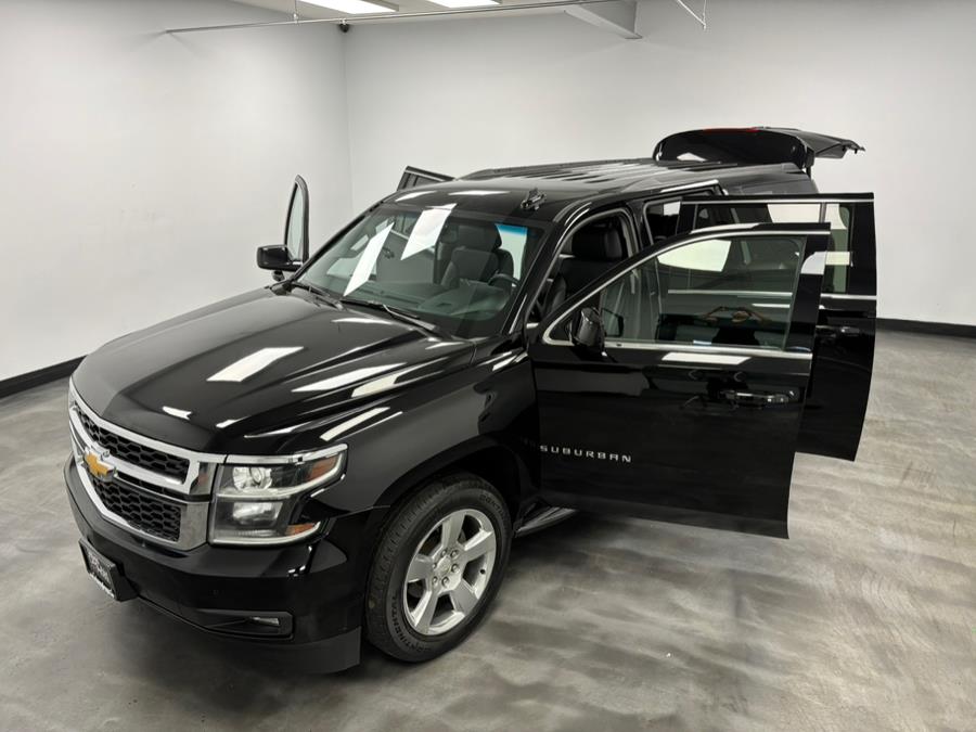 2019 Chevrolet Suburban 4WD 4dr 1500 LT, available for sale in Elizabeth, New Jersey | Dream Auto Group. Elizabeth, New Jersey 2019 Chevrolet Suburban 4WD 4dr 1500 LT, available for sale in Elizabeth, New Jersey | Dream Auto Group. Elizabeth, New Jersey