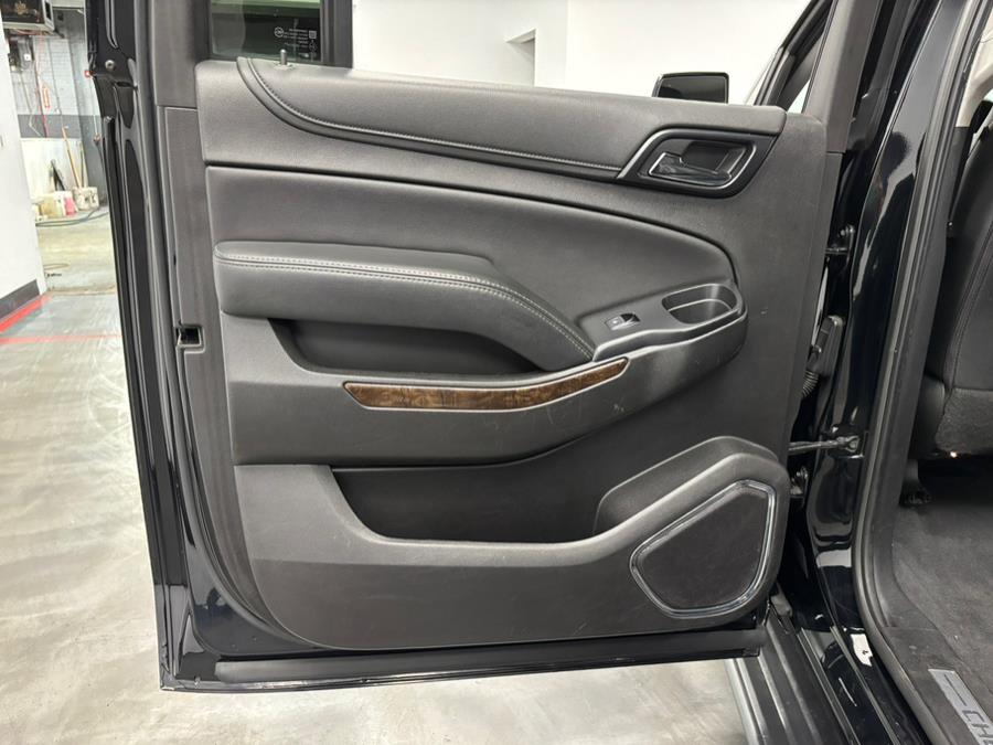 2019 Chevrolet Suburban 4WD 4dr 1500 LT, available for sale in Elizabeth, New Jersey | Dream Auto Group. Elizabeth, New Jersey 2019 Chevrolet Suburban 4WD 4dr 1500 LT, available for sale in Elizabeth, New Jersey | Dream Auto Group. Elizabeth, New Jersey