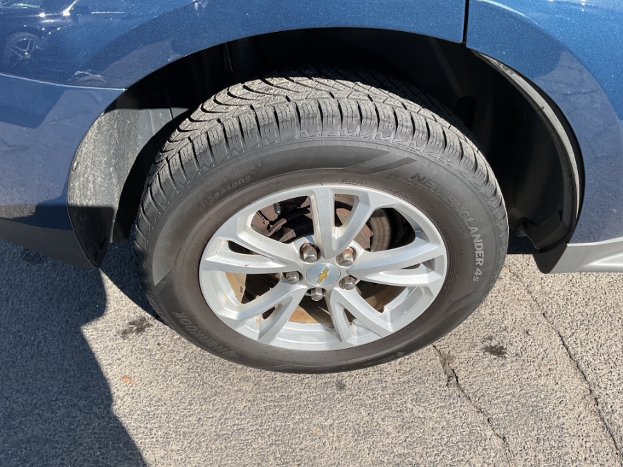 2017 Chevrolet Equinox AWD 4dr LT w/1LT, available for sale in Waterbury, Connecticut | Jim Juliani Motors. Waterbury, Connecticut 2017 Chevrolet Equinox AWD 4dr LT w/1LT, available for sale in Waterbury, Connecticut | Jim Juliani Motors. Waterbury, Connecticut