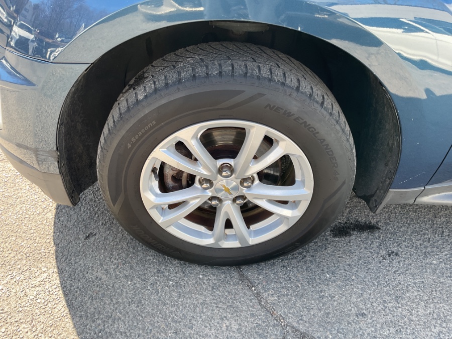 2017 Chevrolet Equinox AWD 4dr LT w/1LT, available for sale in Waterbury, Connecticut | Jim Juliani Motors. Waterbury, Connecticut 2017 Chevrolet Equinox AWD 4dr LT w/1LT, available for sale in Waterbury, Connecticut | Jim Juliani Motors. Waterbury, Connecticut