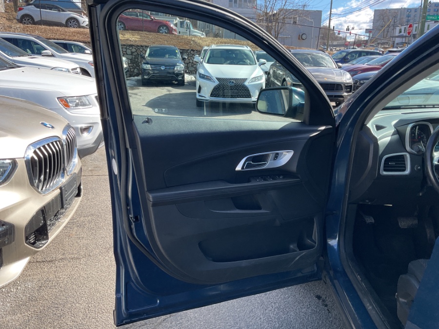 2017 Chevrolet Equinox AWD 4dr LT w/1LT, available for sale in Waterbury, Connecticut | Jim Juliani Motors. Waterbury, Connecticut 2017 Chevrolet Equinox AWD 4dr LT w/1LT, available for sale in Waterbury, Connecticut | Jim Juliani Motors. Waterbury, Connecticut