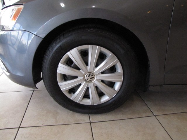 2013 Volkswagen Jetta Sedan 4dr Auto S, available for sale in Placentia, California | Auto Network Group Inc. Placentia, California 2013 Volkswagen Jetta Sedan 4dr Auto S, available for sale in Placentia, California | Auto Network Group Inc. Placentia, California