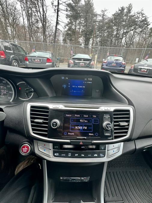 2015 Honda Accord Sedan 4dr V6 Auto EX-L, available for sale in Hartford, Connecticut | HPG Auto Sales LLC. Hartford, Connecticut 2015 Honda Accord Sedan 4dr V6 Auto EX-L, available for sale in Hartford, Connecticut | HPG Auto Sales LLC. Hartford, Connecticut